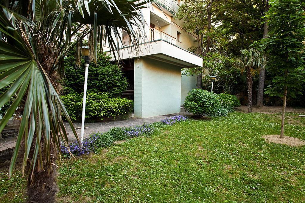 La Mansarda Delle Meraviglie B&B Superior Triest Exterior foto